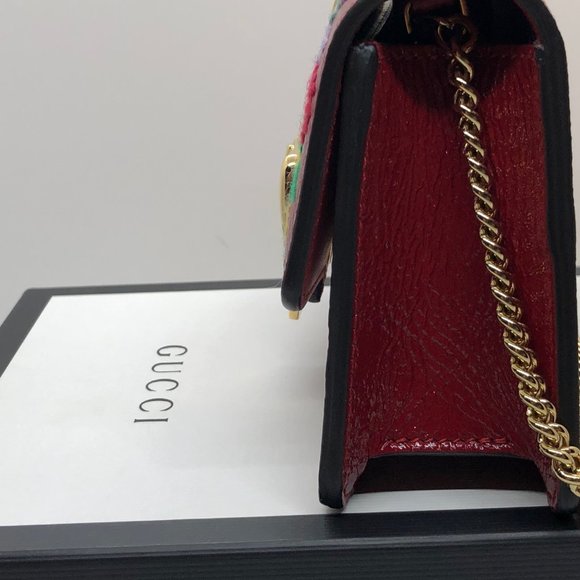 GUCCI Embroidered Super Mini Sylvie, Red - Picture 5 of 7